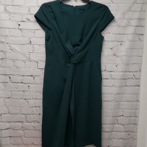 Midi Forrest green wrap dress - Picture 2 of 11